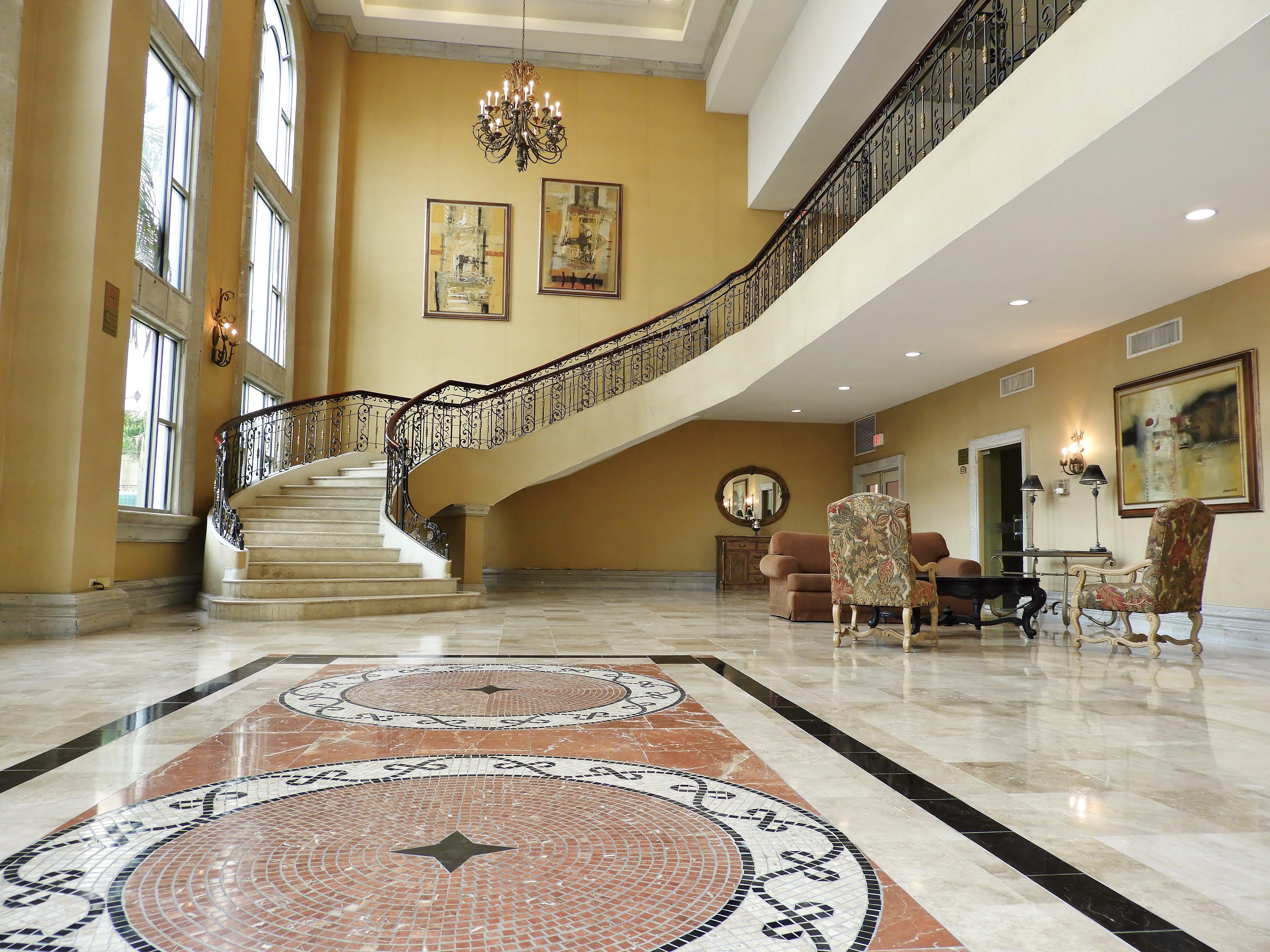 Holiday Inn Reynosa Zona Dorada Bagian luar foto