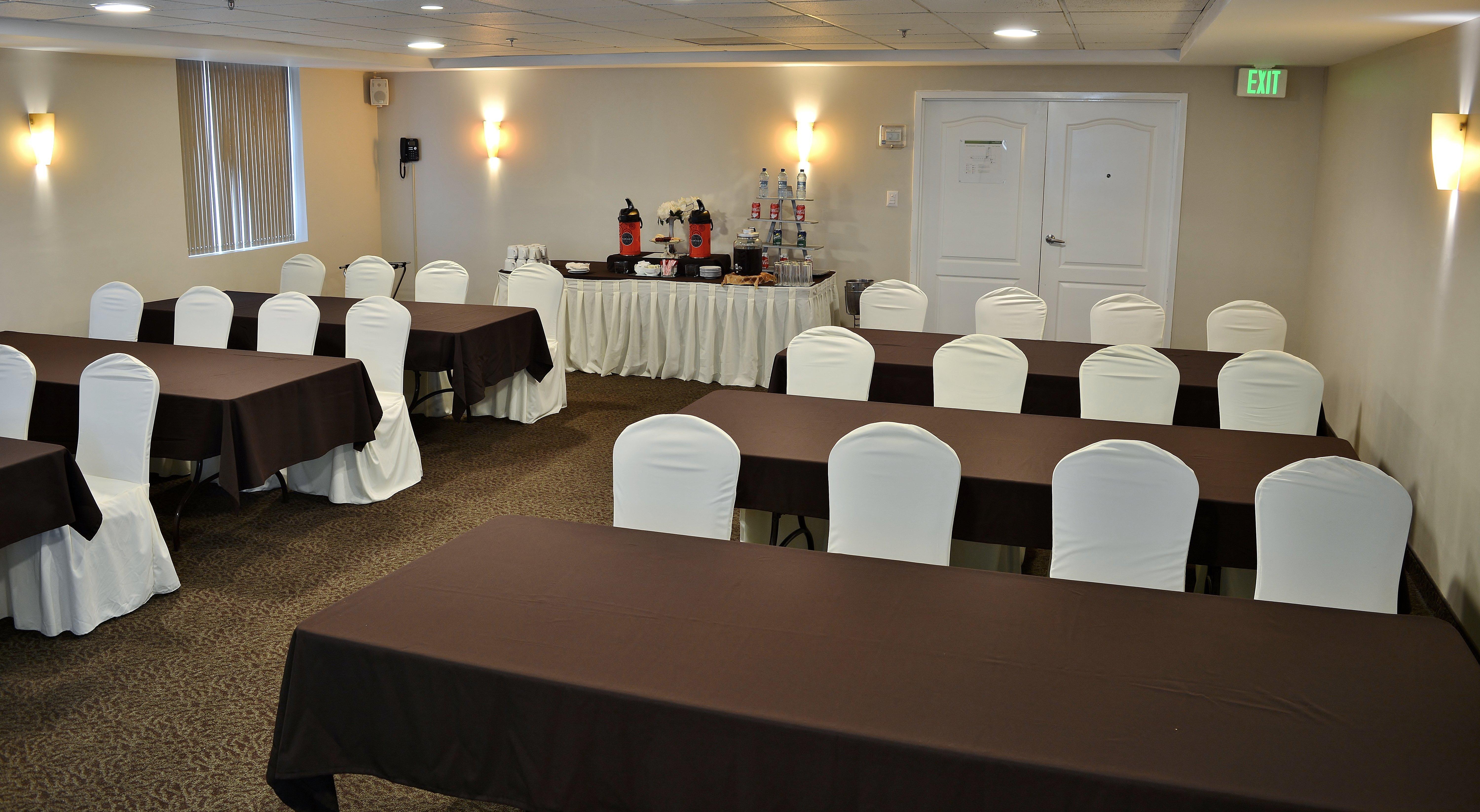 Holiday Inn Reynosa Zona Dorada Bagian luar foto