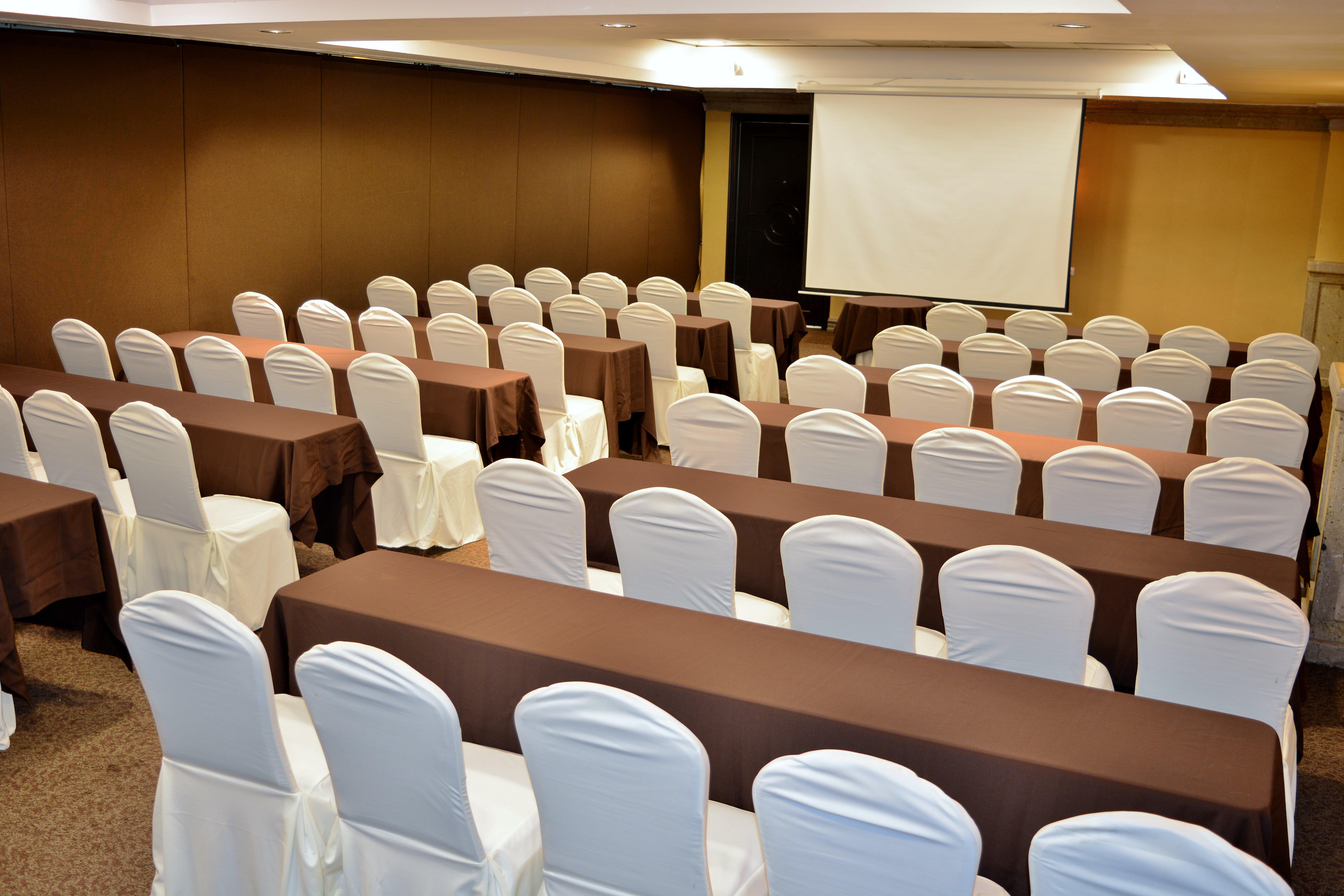 Holiday Inn Reynosa Zona Dorada Bagian luar foto